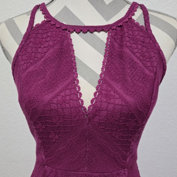 FREE PEOPLE Fit and Flare Lace Skater Dress Magenta Missed Connections Sz 2 - Picture 3 of 16